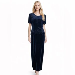 R&M Richards Blue Velvet Dress  Beaded Short Sleeve Back Slit Lined Size 12